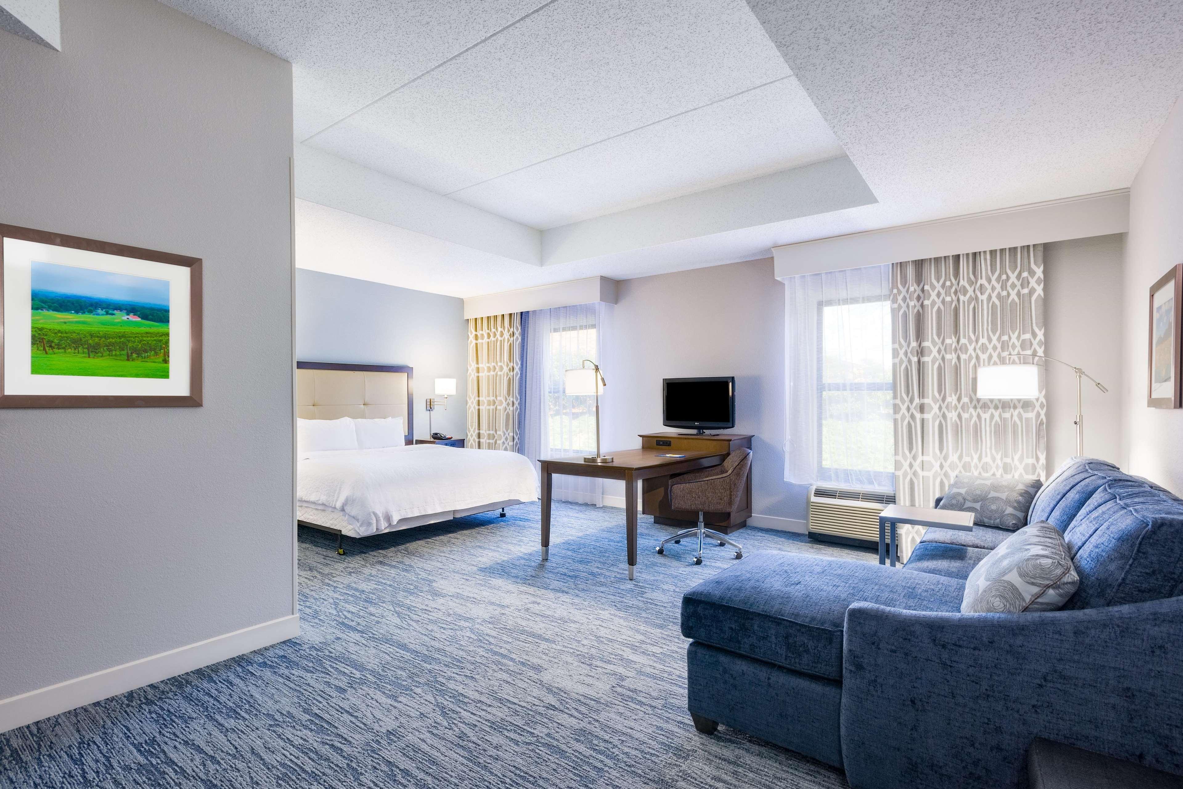 Hampton Inn Mount Airy Exterior photo